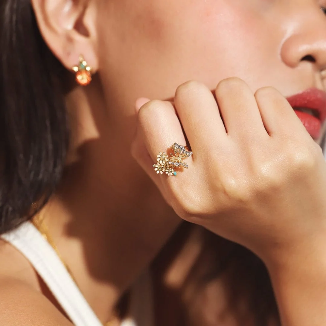 Butterfly and Flowers Cluster Ring - Image 3