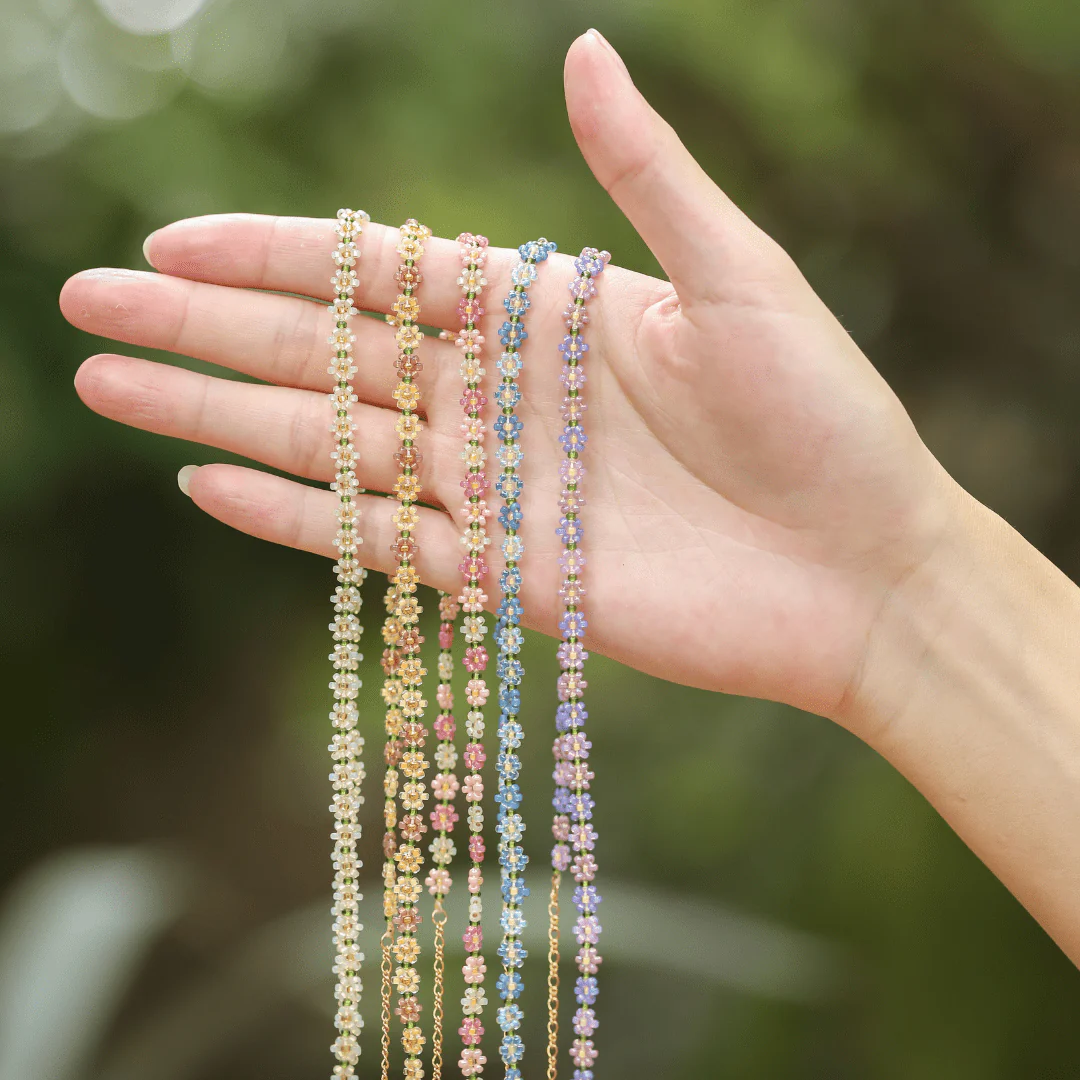 Handmade Seed Bead Floral Necklace - Image 3
