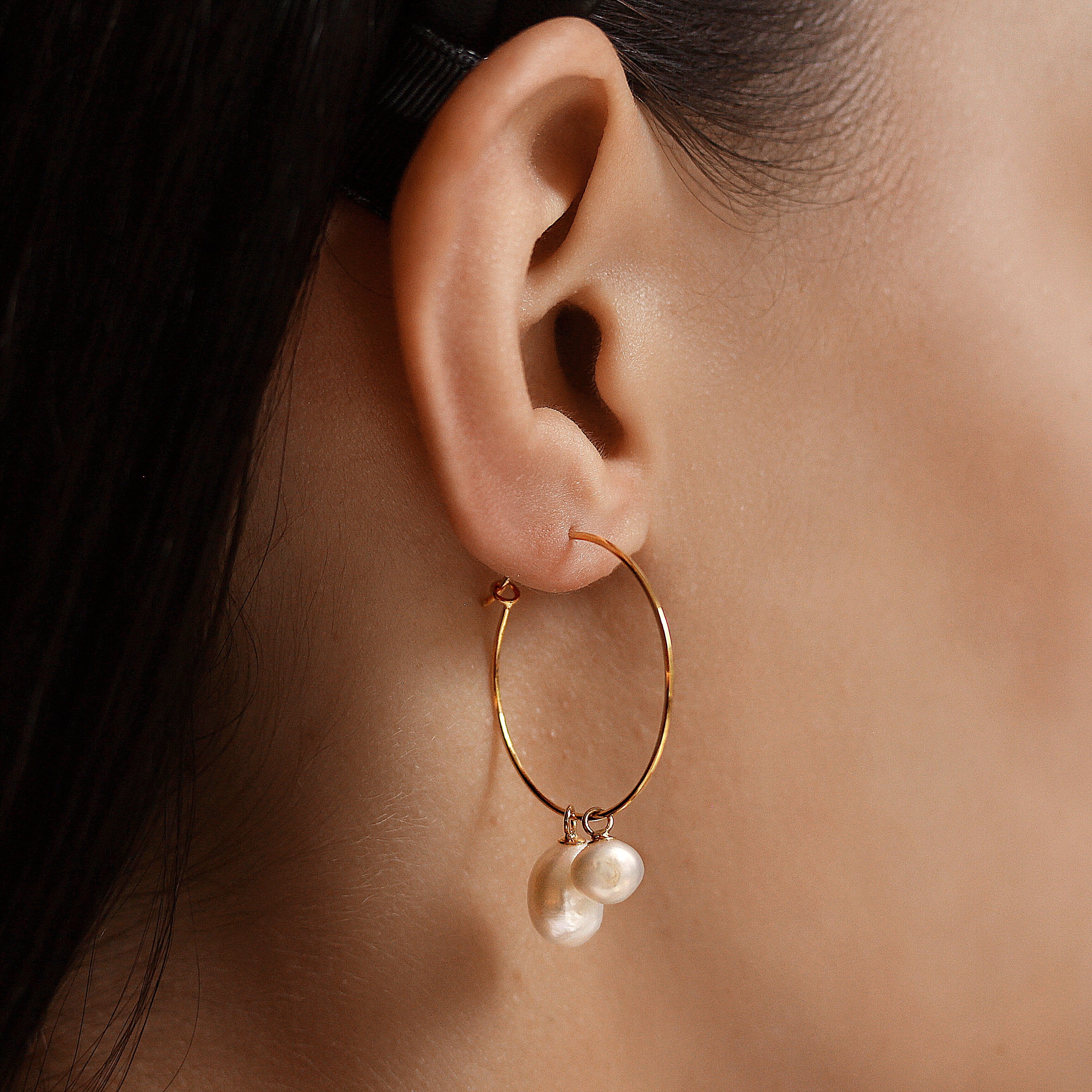Hoop With Pearls - Image 2