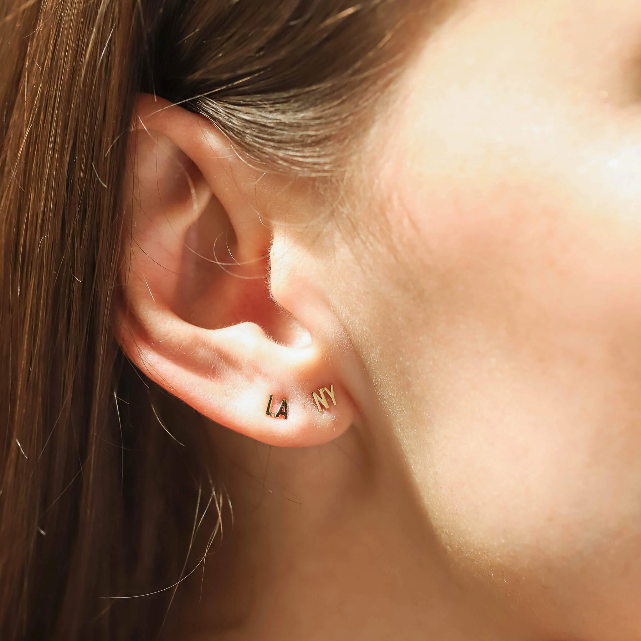 LA Studs - Image 2