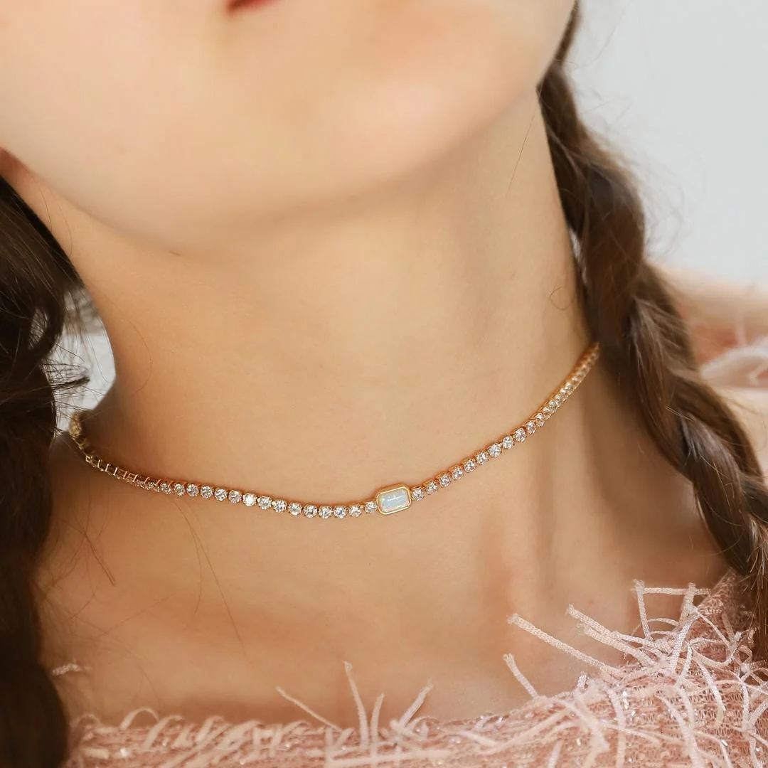 Tennis Necklace With Center Stone - Image 4